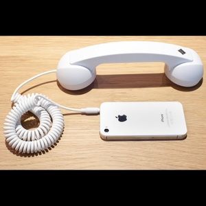 NATIVE UNION POP PHONE - NOVELTY PHONE HEADSET FOR CELLPHONE WHITE - used